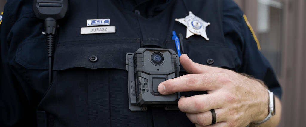 A Motorola bodycam, or body-worn camera, being worn by a police officer.